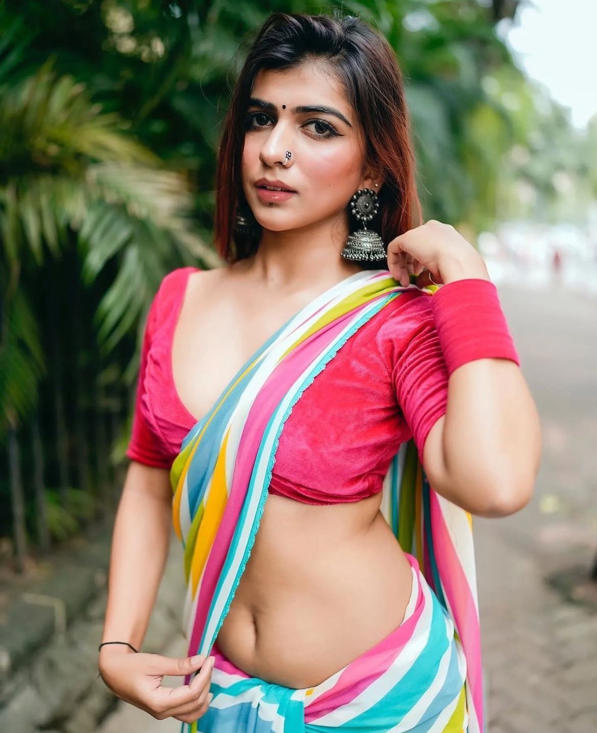 desi bhavi escorts in pune